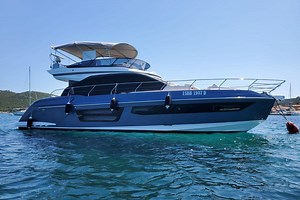 2023 Azimut Fly 53 Flybridge for sale - YachtWorld
