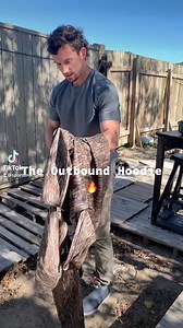 Perfect Early Season Hoodie 🔥 Link In Bio #outdoors #hunting #deerhunting | Sportsman Gear