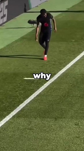 Why does Lamine Yamal walk for 10 minutes in every match？ #realmadrid... | Dante Logan | Facebook