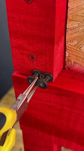 Lock From Bike Chain?! | Truques do Panda