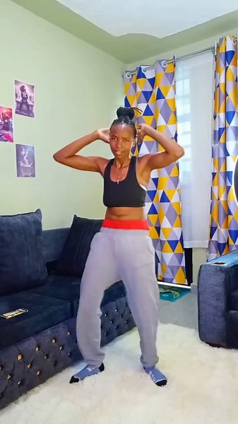 Learn the Easy Bongo Dance with Tess Currie