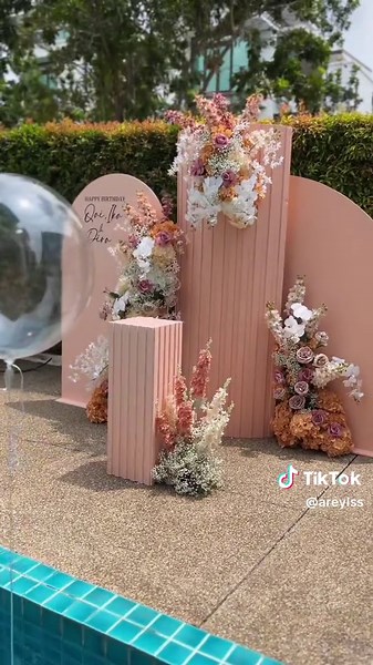 Pool Party Decor Ideas for Birthday Celebrations