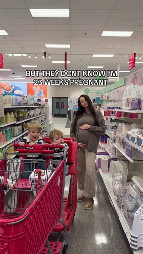 I get the “wow your hands are full” almost every time we are in public but little do they know hahahah it is about to get crazier Inspo: @Shanda Fields #toddlermom #toddlers #2under2 #baby3 #pregnant