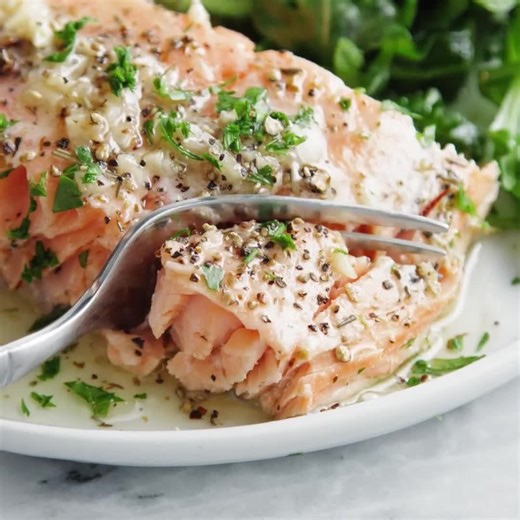 DAMN DELICIOUS on Instagram: "Easiest tin foil dinner - garlic butter salmon! Simply bake right in your foil packet for the most effortless clean-up ever. The foil seals in all the moisture, yielding moist, flaky, flavor-packed salmon every single time. 🙌 LINK IN BIO. https://damndelicious.net/2016/05/23/garlic-butter-salmon-foil/"