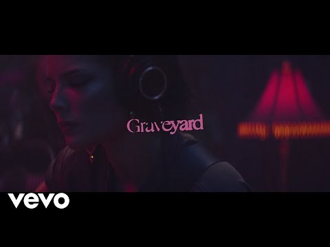 Halsey - Graveyard (Stripped - Live From Nashville)
