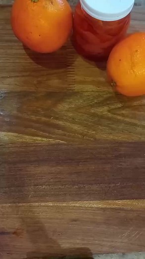 Cómo hacer licor de naranja casero