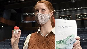 Slovensko využije kloktací testy k pilotnímu testování žáků, součástí je důmyslný systém ke zpracování žádanek | Svět | Lidovky.cz