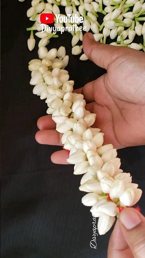 String Jasmine flowers closely/malli poo malai kattuvathu eppadi/jasmine flower Garland/gajra/veni