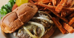 Restaurants in Roswell: Best burger restaurants