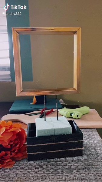 Elegant Graduation Centerpieces Ideas