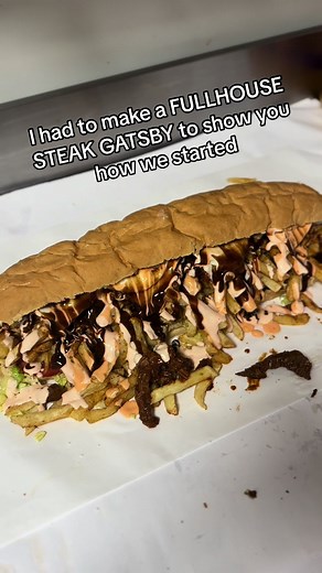 The Best Gatsby Recipe: Delicious Steak Gatsby with Fresh Tomatoes and Cheese