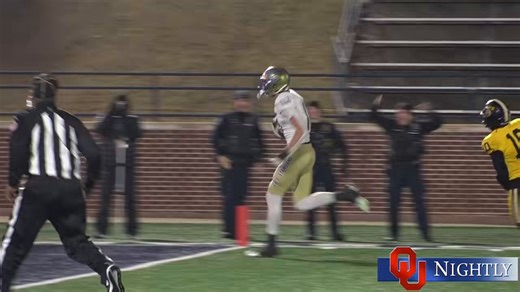 2027 four-star Choctaw TE Titus Hawk @TeeHawk2323 is busy all year as he also plays basketball and baseball for the Yellowjackets. The talented #OKPreps standout is planning to play both football and baseball in college.@Jacketsball @ShaneHawk41 @YellowjacketsFB @JakeCorbin
