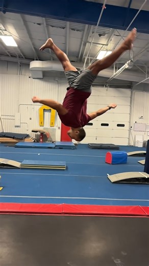 28K views · 411 reactions | Triple Flash #Gymnastics #Tumbling #Training | Domitrick | Facebook