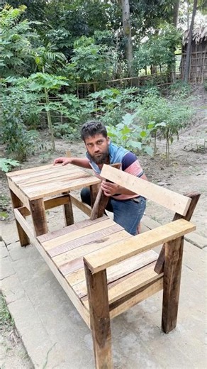 Making a chair from pallet wood. #shorts