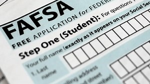 FAFSA delays affecting college students