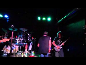 Jack Russell's Great White - "On Your Knees"