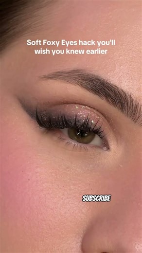 Natural Nude Eyeshade Tutorial For Beginners😍 #eyemakeup #makeuptutorial #shortvideo #viralvideo #fy