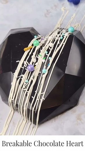 Breakable Chocolate Heart | Pinata cake😍 | Most Trending Video