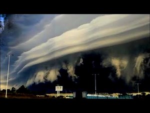 The sky exploded suddenly in Canada! Scary supercell cloud and terrible storm hit Saskatchewan