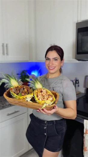 156K views · 30K reactions | Camarones con piña y steak con piña 數...