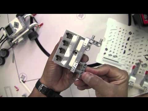 LEGO Mindstorms EV3 Cutom Build StEV3 Bot