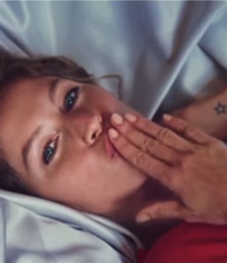 gisele bundchen #gif #giftok #victoriasecret #giselebündchen | Gisele Bundchen