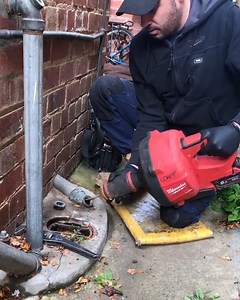 Repost from Life_of_a_maintenance_plumber (IG) ' 'The Milwaukee M18 cable drive in action here! I get lots of dm asking if it’s worth getting compared to the M12 manual version... The M18 is quicker sending the cable in and out compared to feeding it in by hand... I always say if you think you’ll use it all the time, get the M18. If you think you just want one in the back of the Ute for the once-off emergency, then get the M12' View M18 model: https://bit.ly/30b5bEc View M12 model: https://bit.l