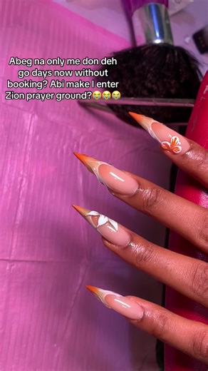 Acrylic Nail Tutorial: Mastering the Application Process