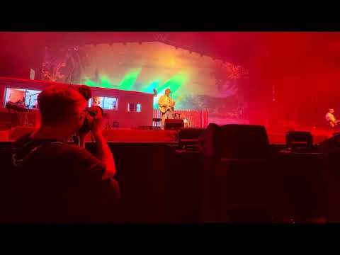 Weezer - Aloo Gobi - Live @ Golden 1 Center Sacramento - 09/30/2026