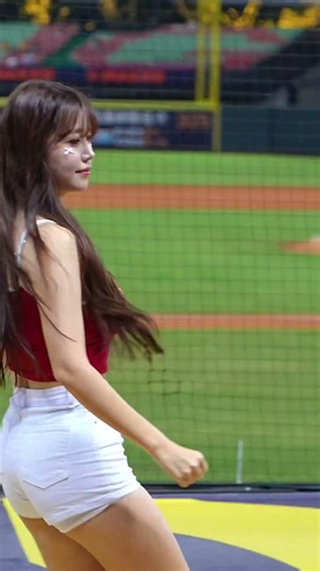 DOA來囉 #金渡兒 #中信兄弟 #cheerleader #啦啦隊 #台湾野球チア