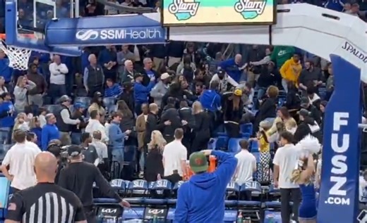 Fight between fans breaks out at SLU Billikens basketball game