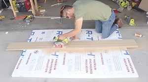 How to easily turn a circular saw into a track saw at home