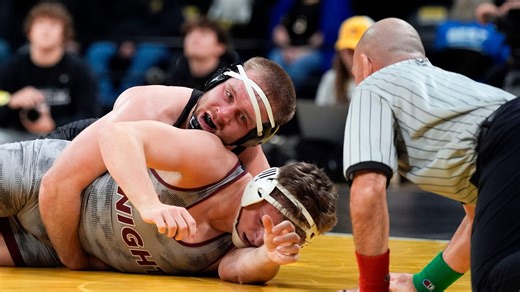 Iowa wrestling recap, Hawkeyes sweep all 10 bouts vs Pittsburgh