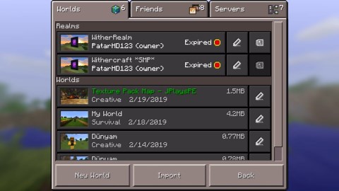 Old Minecraft Pocket Edition!