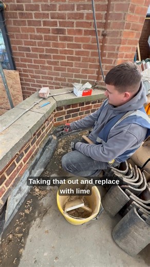 Meet Kayden the bricklayer👍 Brick by brick, Kettering Library and Alfred East Gallery are being restored back to their former glory. Later this year, the doors to these Grade II listed buildings will reopen and we can’t wait to welcome back our visitors once again. North Northamptonshire Council / Friends of Kettering Library | Cornerstone Kettering