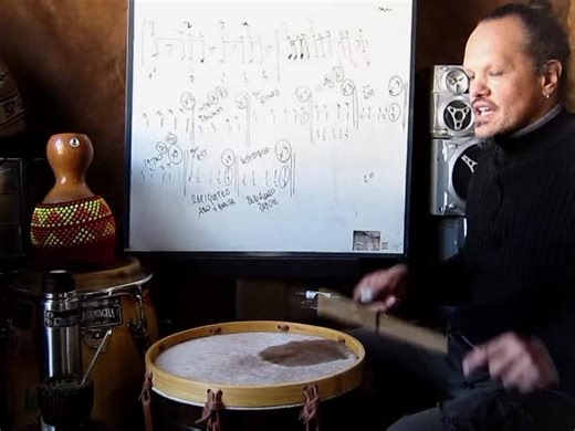 Hola!! Si querés aprender a tocar el Bombo Legüero, te presento los "Tutoriales de Bombo Legüero". Se trata de 17 clases en video (algunas con PDF) que en este momento están en Promoción 3x2!!! (Pagás 2 y te llevas 3 a elección) Disponibles: -Interpretación: zamba -Interpretación: Chacarera simple -Interpretación: chacarera doble -interpretación: chacarera trunca -Tutorial de chacarera 1 -Tutorial de chacarera 2 -Tutorial de zamba Vol 1 -Tutorial de zamba Vol 2 -Tutorial de cueca Vol 1. -Tutoria