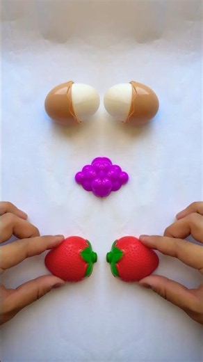 🍓🍇 Strawberry vs Grapes Seed Symmetry Challenge! 😱 Perfect Match#Strawberry #Grapes #Seeds