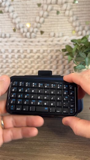 Dana | The Art Kit 🎨✨💜 on Instagram: "Okay, this tiny keyboard is low-key genius. Bluetooth connects to your phone, tablet, or laptop, it’s small enough to toss in a bag, and the keys are quiet (no click-clack chaos). Rechargeable, comfy, and perfect for typing from the couch without waking the whole house. Travel-friendly and surprisingly useful. #TechFinds #WirelessKeyboard #MiniKeyboard GadgetFinds CouchSetup TravelTech PortableTech WorkFromAnywhere EverydayTech SmartTech DeskSetup HomeOffi
