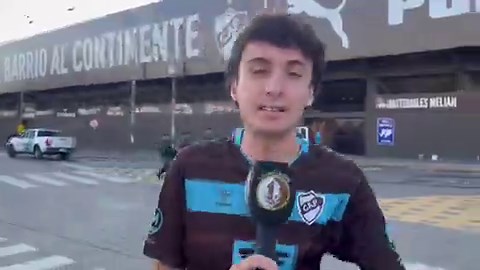 Mira que soy anti peñarol. Pero como se nota que Platense nunca jugaron una copa en su vida. Se sorprenden de medidas que se tomaron siempre.