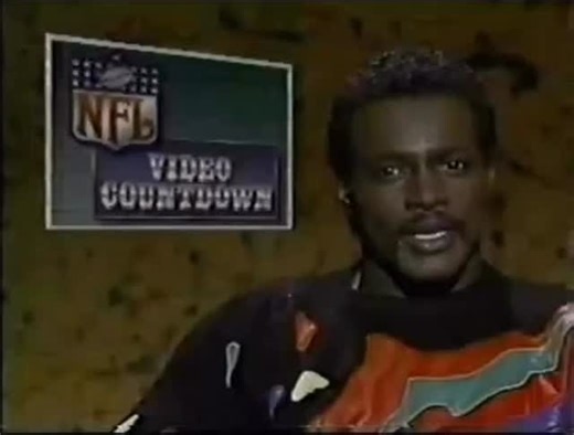 That time Walter Payton hosted Saturday Night Live! January 24, 1987. #ChicagoHistory 🐻⬇️🏈💪 | Chicago History