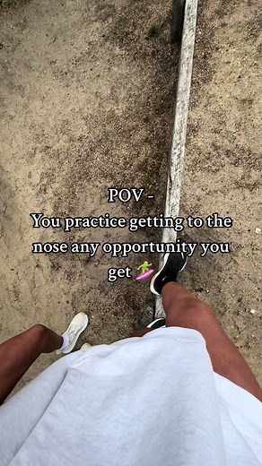 Opportunities everywhere when youre obsessed 🏄🏼‍♀️ #surf #surfer #surfergirl #log #longboard #longboarding #longboarder #nose #gnarly #dude #ocean #waves #practice #crossstep #stepping #sisters #yew #stoked #fyp