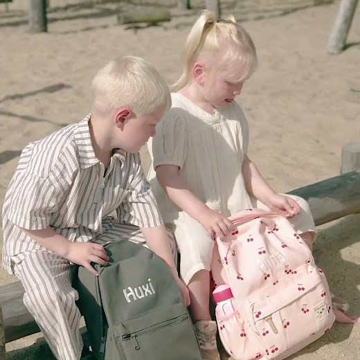 Den perfekte personlige gaveide: Taske og madkasse med navn
