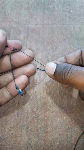 The smartest way to tie a fishing hook.🐠🐠🐠 #fishing #hookknot #fishingtricks #fishingtrip #riverfishing #knots #follower #anglersart | Angler's Art