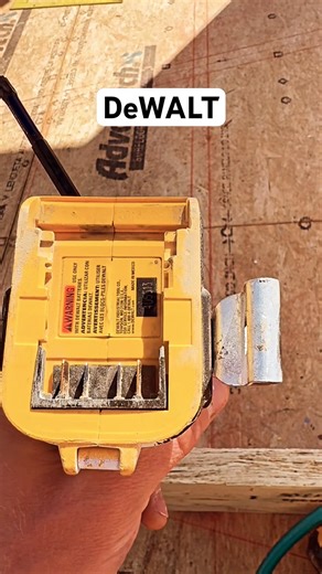 Best tools for construction 🔥💛 #dewalt #montana