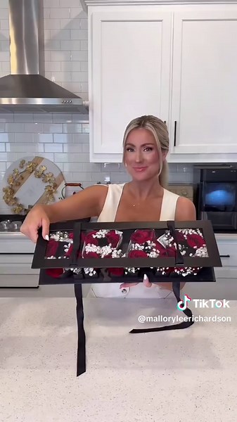how to gift money for graduation but make it cute 🌹🎓 Find the GRAD box in my bi0 #graduationideas #giftinspo #momlifeideas #targetfinds #graduationseason