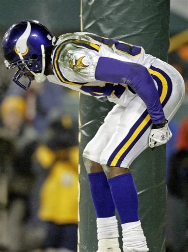 Randy Moss Highlights: Minnesota Vikings Legend