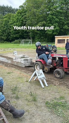 Southern Vermont Youth Tractor Pulling contest going on now! Serious competition here. | Bernardston Gas Engine Show, Flea Market & Craft Fair