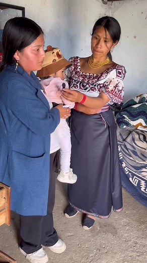 Nuestros Mindalaes por el mundo. Francisco Tamayo de El Oro,Don Jhord de Tulcan,Efraín y Marga de Quito, Elisa Fichamba y Familia de Peguche, Familia Guaman Perugachi de Minas Chupa, Papota de Machala. un gran gesto con igualdad a nuestros hermanos | lady Marisol