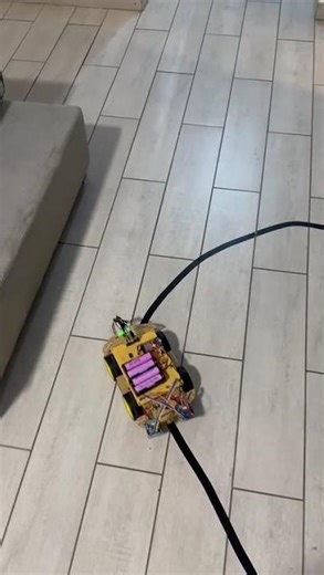 Autonomous Line-Detection Car (ESP32-Based)
