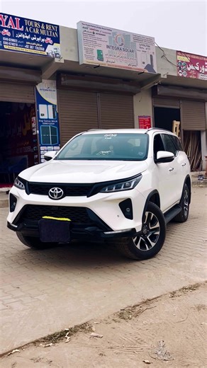 🤍 WHITE TOYOTA FORTUNER LEGENDER 🤍 Luxury that turns heads on every road 🔥✨ 🚘 Available for Rent at Royal Rent A Car – Multan Perfect for Barat | Weddings | VIP Protocol | Tours 💎 Rental Details: 📍 Local City (Barat / Event): 💰 18,000 PKR ⛽ Fuel Included 👨‍✈️ Driver Included 🛣️ Out of City: 💰 23,000 PKR 👨‍✈️ Driver Included ⛽ Fuel Not Included 📞 Visit & confirm your booking today Arrive in style. Travel with class. 923077352050 #RoyalRentACarMultan #FortunerLegender #WhiteFortuner #L